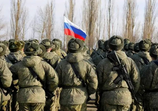 俄乌冲突，西方表示将追查俄罗斯寡头的游艇、飞机、豪车和豪宅